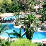 Daire Rio Gardens