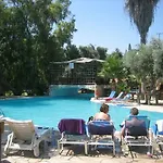 Daire Rio Gardens