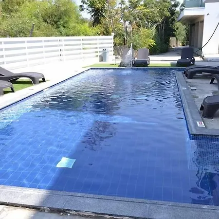 Апартаменты Rio Gardens