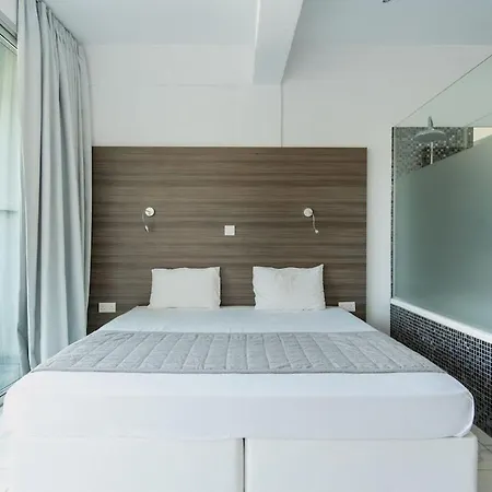 Rio Gardens Айя-Напа