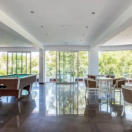 Rio Gardens 아이아 나파