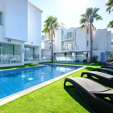 Rio Gardens Ayía Nápa