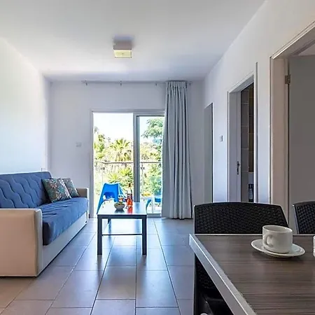 Apartment Rio Gardens 3*