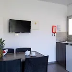 Rio Gardens Apartment 3*
